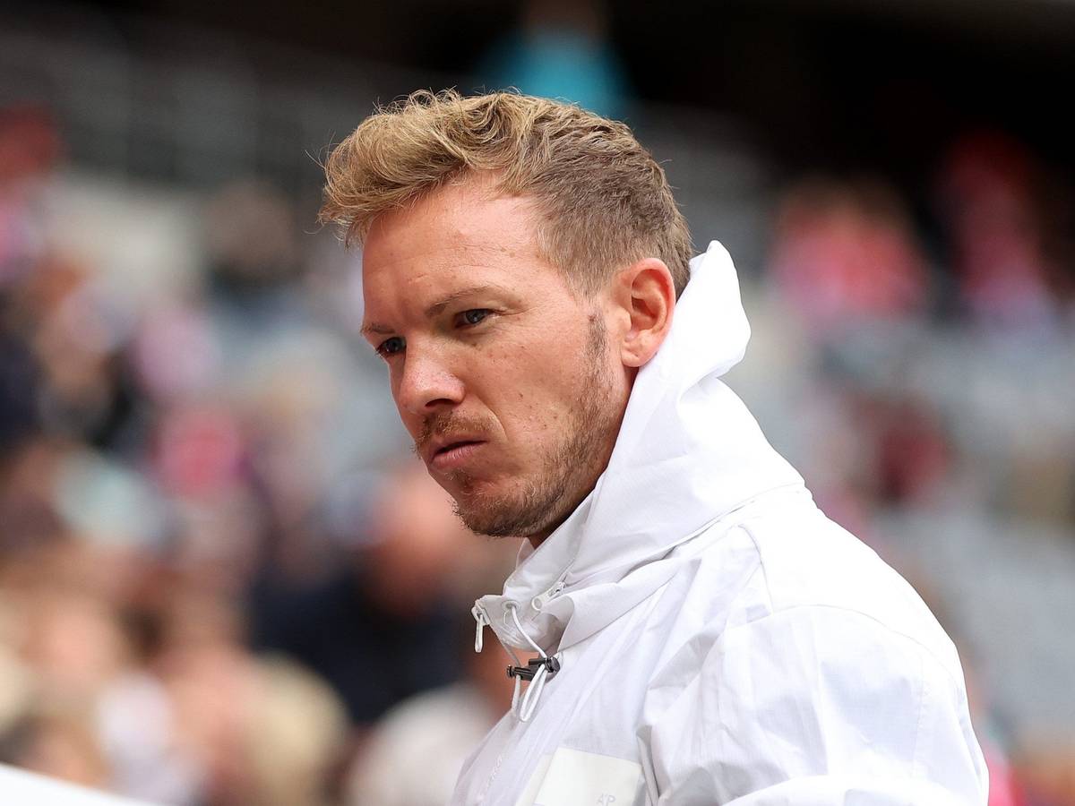 Bayern-Coach Julian Nagelsmann im Spiel gegen Stuttgart in der Bundesliga.