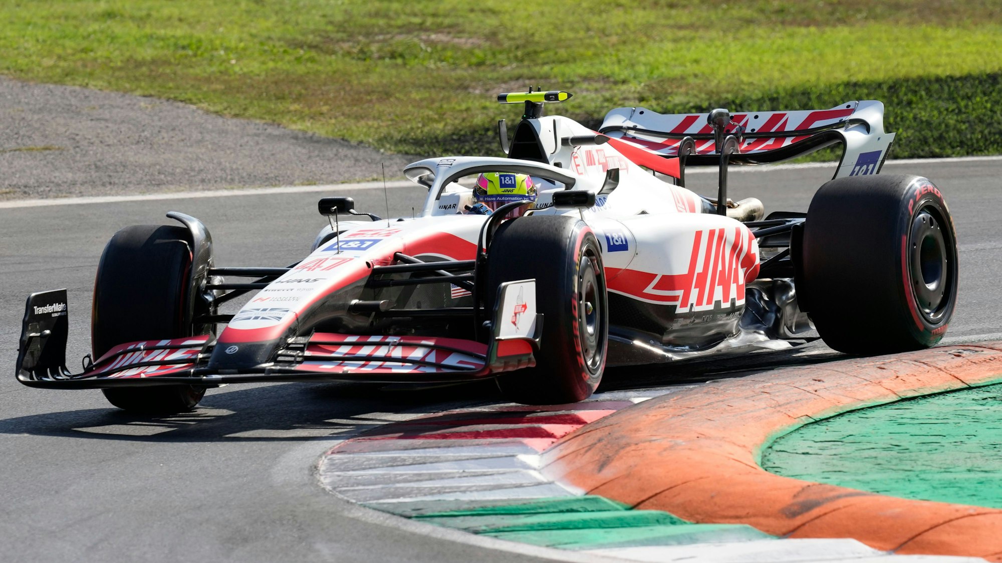 Mick Schumacher aus Deutschland vom Team Haas in Aktion.