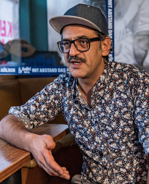 Interview mit dem Betreiber der Monkeys Cocktail Bar Filinta Adsiz zu den neuen Regeln in der Corona-Krise.