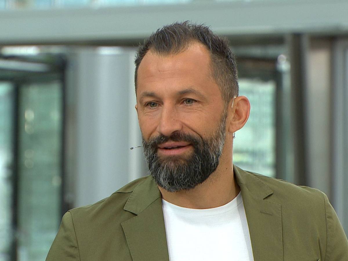 Hasan Salihamidzic vom FC Bayern München im Doppelpass auf Sport1.