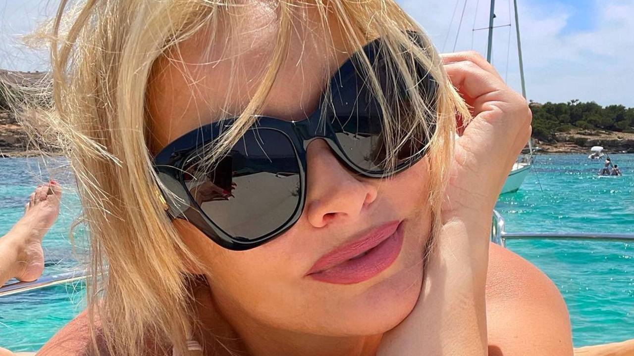 Daniela Katzenberger, hier auf einem Instagram-Selfie vom Juli 2022, posiert freizügig auf Instagram.