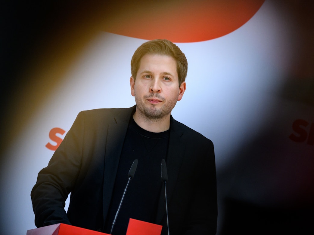 Kevin Kühnert, SPD-Generalsekretär, äußert sich bei einer Pressekonferenz nach der SPD-Präsidiumssitzung im Willy-Brandt-Haus. +++ dpa-Bildfunk +++