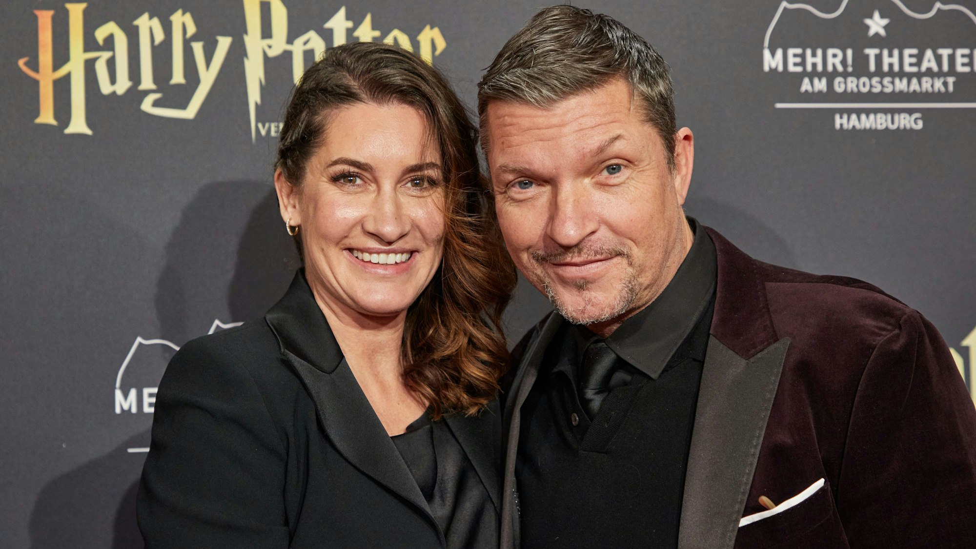 Hardy Krüger Junior, Schauspieler, und seine Frau Alice kommen zur Deutschlandpremiere des Theaterstücks „Harry Potter und das verwunschene Kind“.