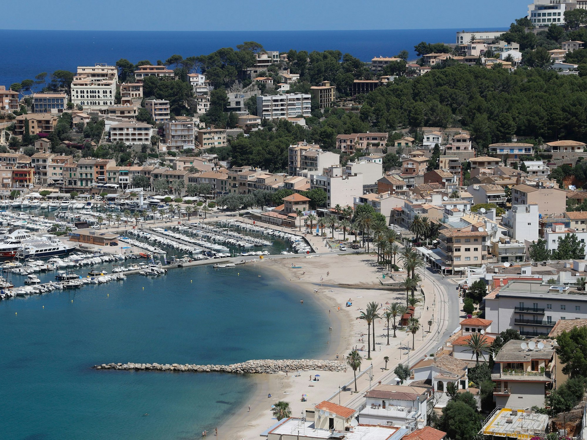 Der Deutsche soll eine saftige Stromrechnung für sein Haus auf Mallorca bezahlen. Hier ein Symbolfoto von Häusern auf Mallorca.