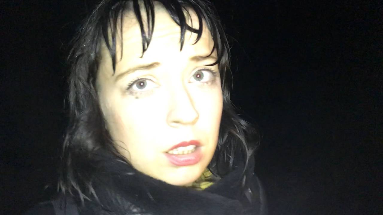 Die Schauspielerin Helena Kühn im Portrait.