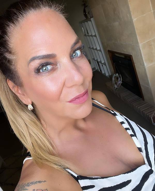 Danni Büchner, hier auf einem Instagram-Selfie vom Juli 2022, durchlebte eine beeindruckende Transformation.