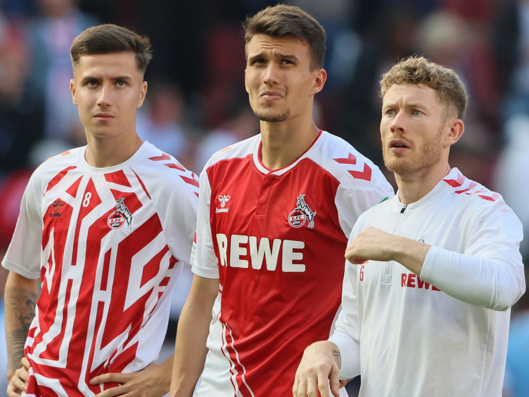 1.FC Köln vs. Union Berlin, 6. Spieltag, 11.09.2022, 15.30 Uhr, von links: Denis Huseinbasic, Dejan Ljubicic, Florian Kainz (1. FC Köln), Bild: Herbert Bucco