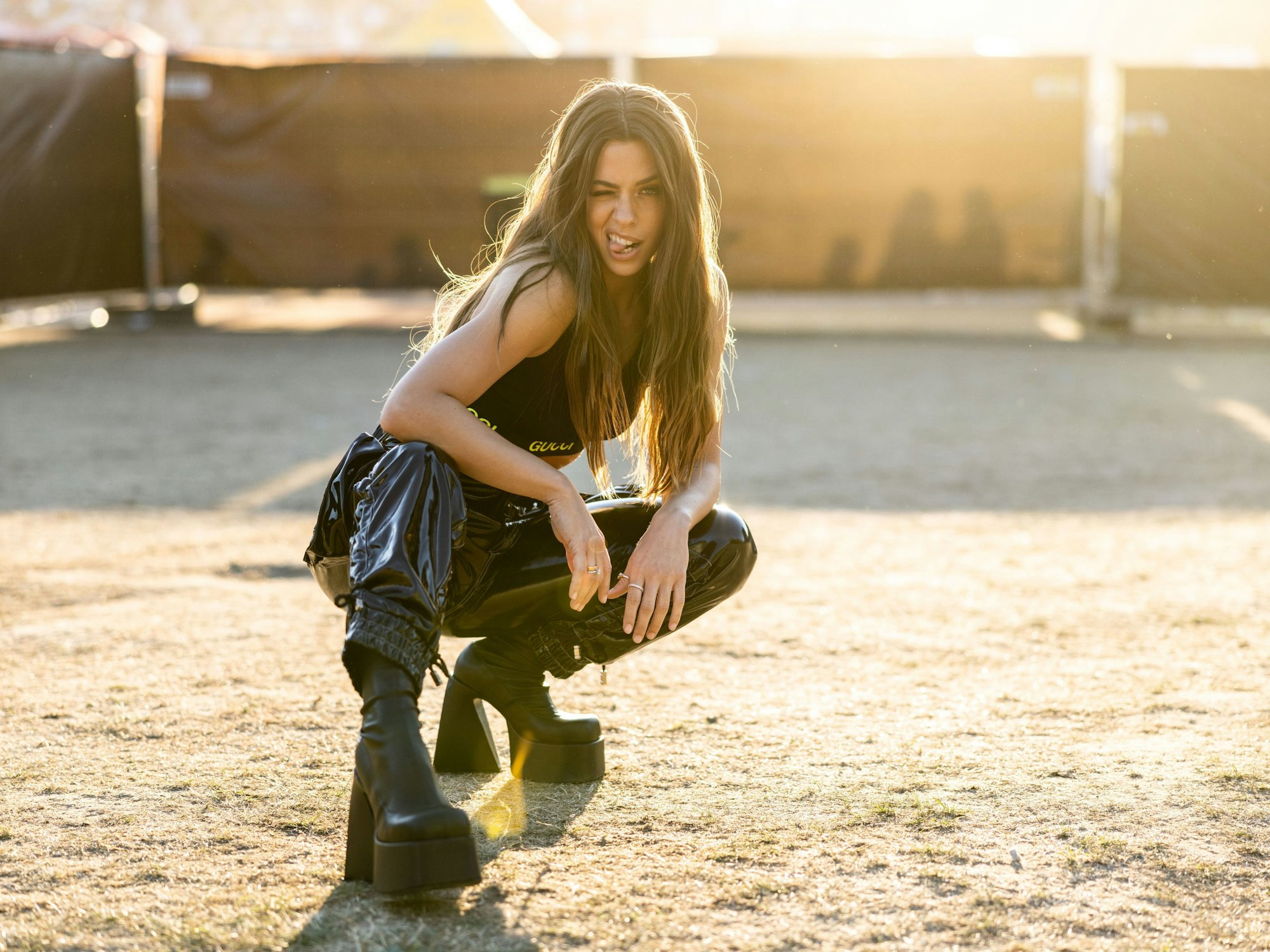 Vanessa Mai posiert vor der Kamera.