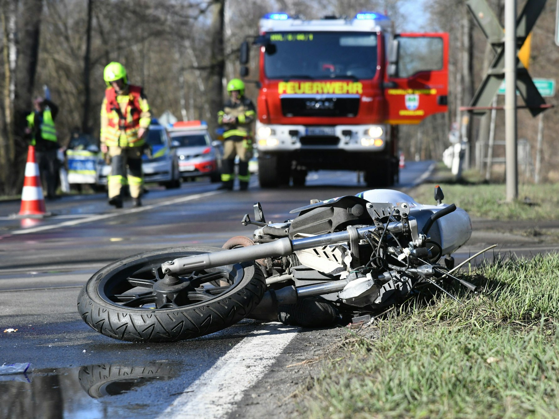 Bei dem Unfall (hier ein Symbolfoto) wurde ein 27-jähriger Motorradfahrer getötet.
