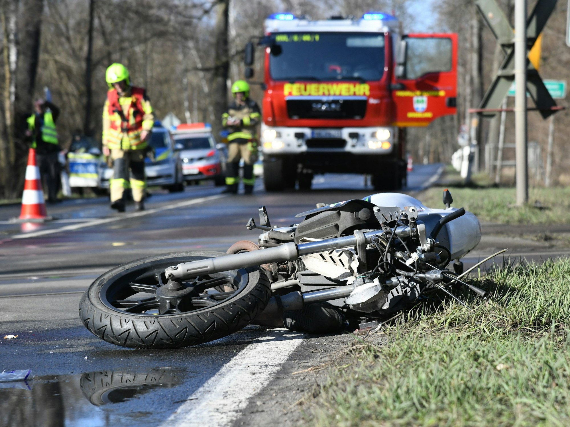 Bei dem Unfall (hier ein Symbolfoto) wurde ein 27-jähriger Motorradfahrer getötet.