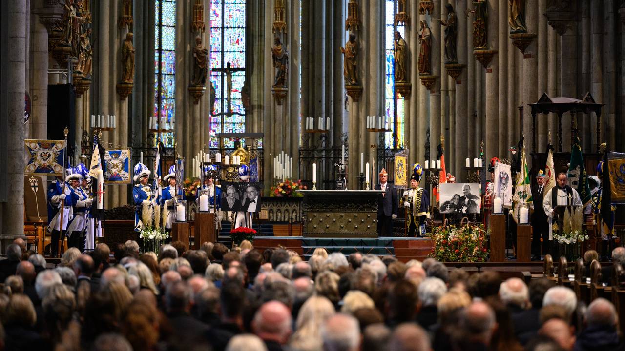 Der Gedenkgottesdienst im Kölner Dom für die Familien Griesemann und Völlmer.