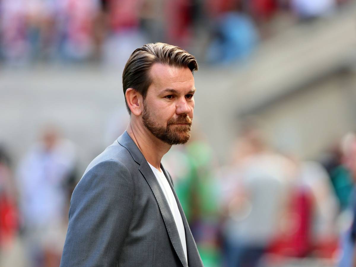 Thomas Kessler, hier zu sehen beim Bundesligaspiel des 1. FC Köln beim VfB Stuttgart.