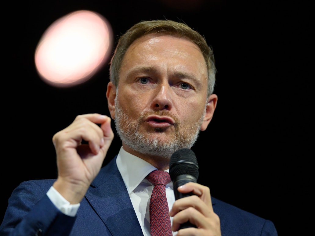 Christian Lindner (hier am 17.9.2022 in Dresden) hat sich erneut für ein Festhalten an der Schuldenbremse ausgesprochen.