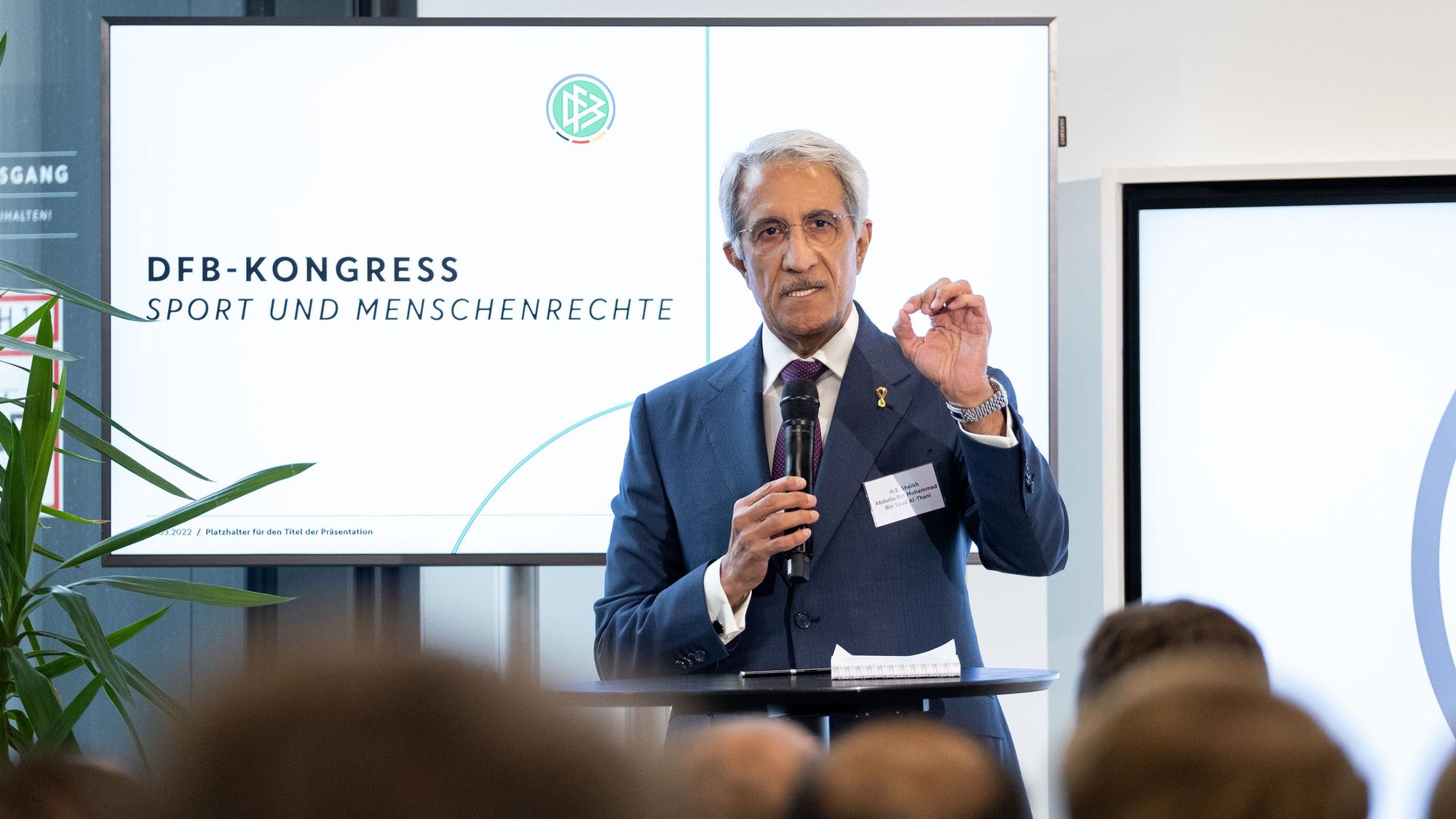 DFB-DFB-Kongress: Sport und Menschenrechte: Maßnahmen vor, während und nach der WM in Katar 2022,
Scheich Abdulla Bin Mohammed bin Saud Al-Thani.
