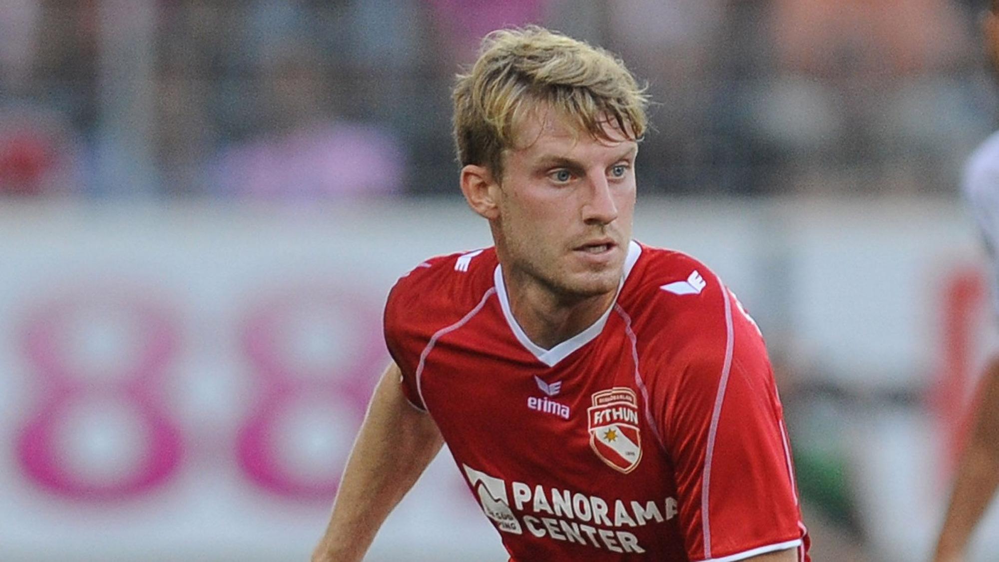 Nicolas Schindelholz 2011 im Trikot des FC Thun in der Europa-League-Quali gegen US Palermo.