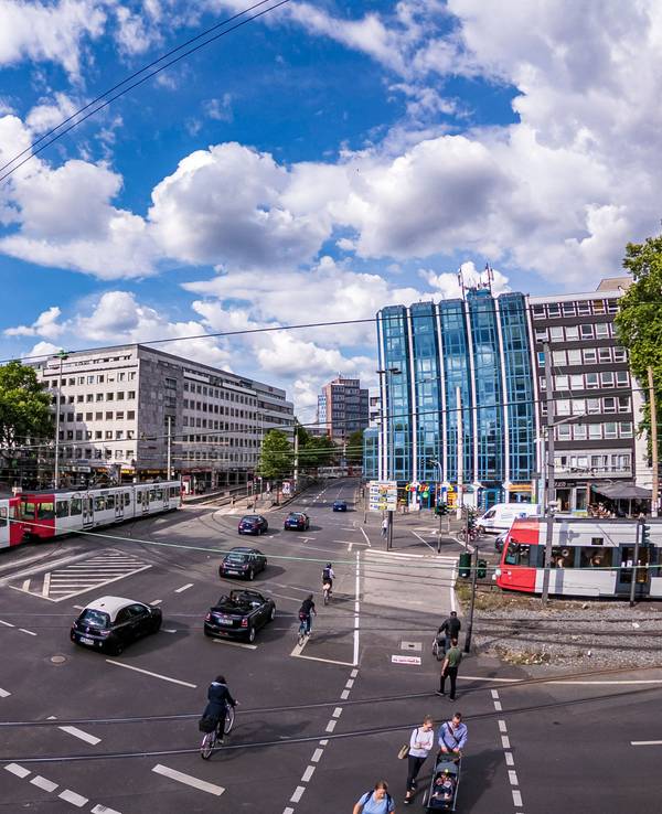 Der Barbarossaplatz in der Kölner Innenstadt am 19. Juni 2020.