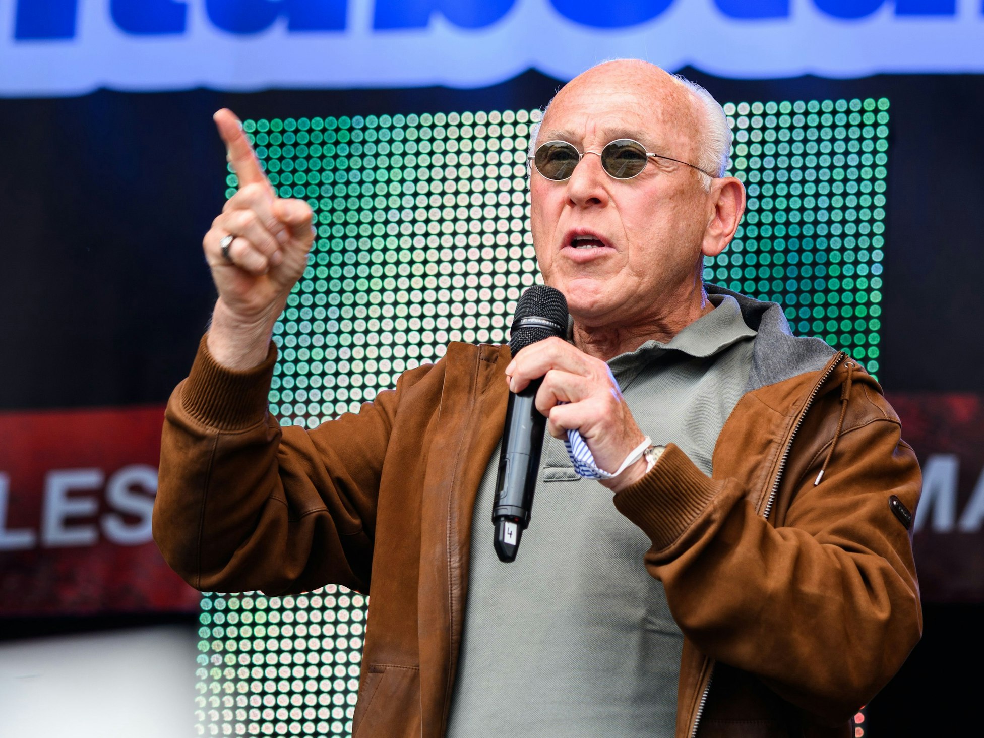 Marek Lieberberg, Konzertveranstalter, präsentierte die Pressekonferenz von Helene Fischer in Köln.