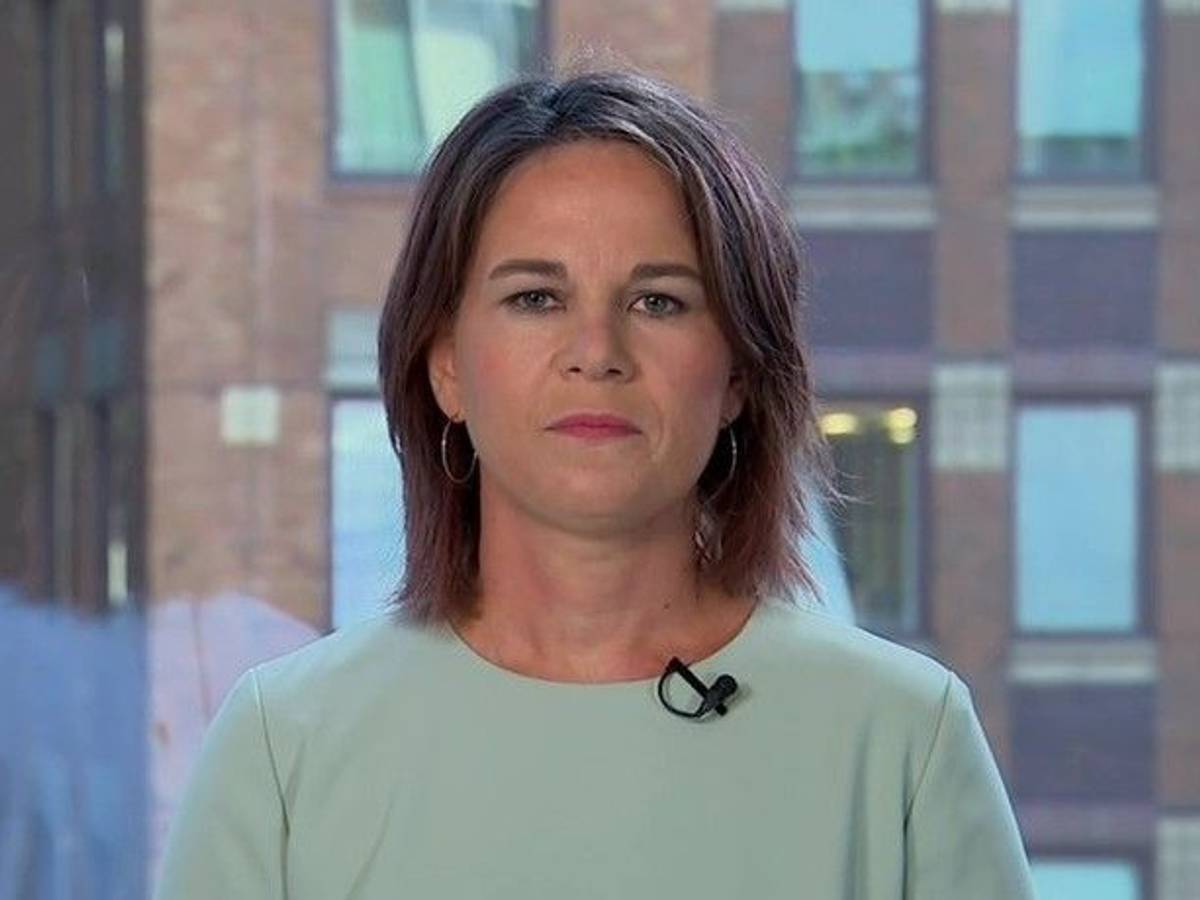Annalena Baerbock machte in den ARD-Tagesthemen deutlich, dass die „Vereinten Nationen“ die Referenden nicht billigen werden.