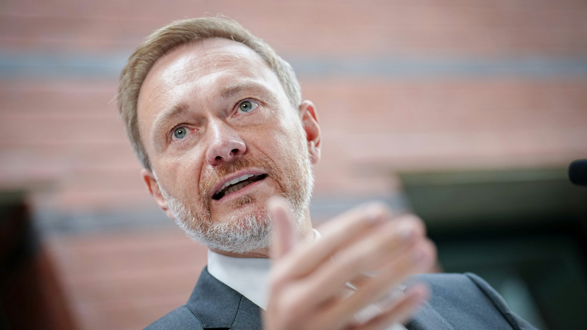 Christian Lindner ist besorgt wegen unterschätzter Auswirkungen der Gaspreise. Unser Foto zeigt den Minister am 19.9.2022 in Berlin.