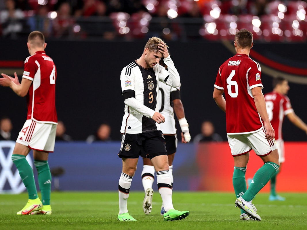 Timo Werner rauft sich die Haare.