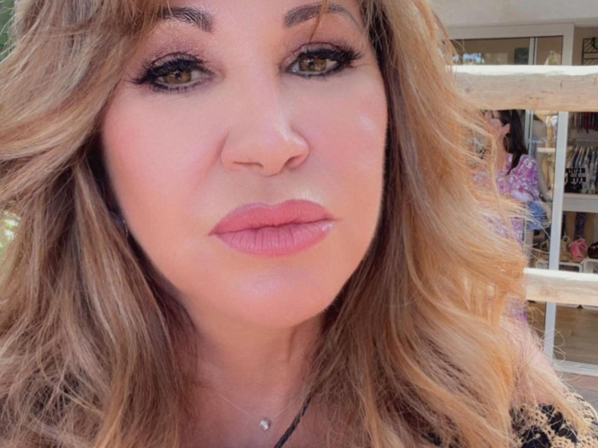 Carmen Geiss, hier auf einem Instagram-Selfie aus im Sommer 2018, posiert auf ihrem Instagram-Account.