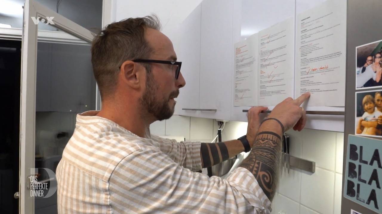 Dan gerät bei „Das perfekte Dinner“ in immer größere Zeitnot.