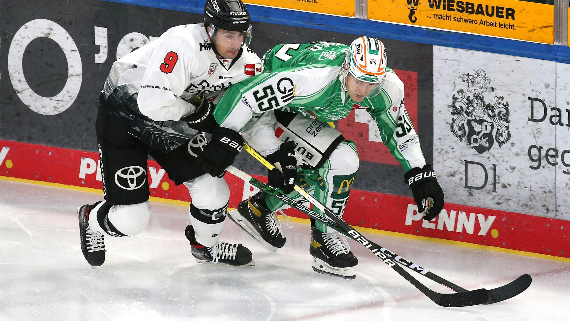 Maximilian Kammerer gegen Chase Berger.