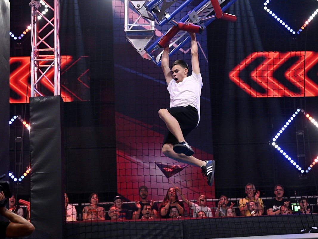 Friedrich Krebs im Parcours bei „Ninja Warrior Germany“.