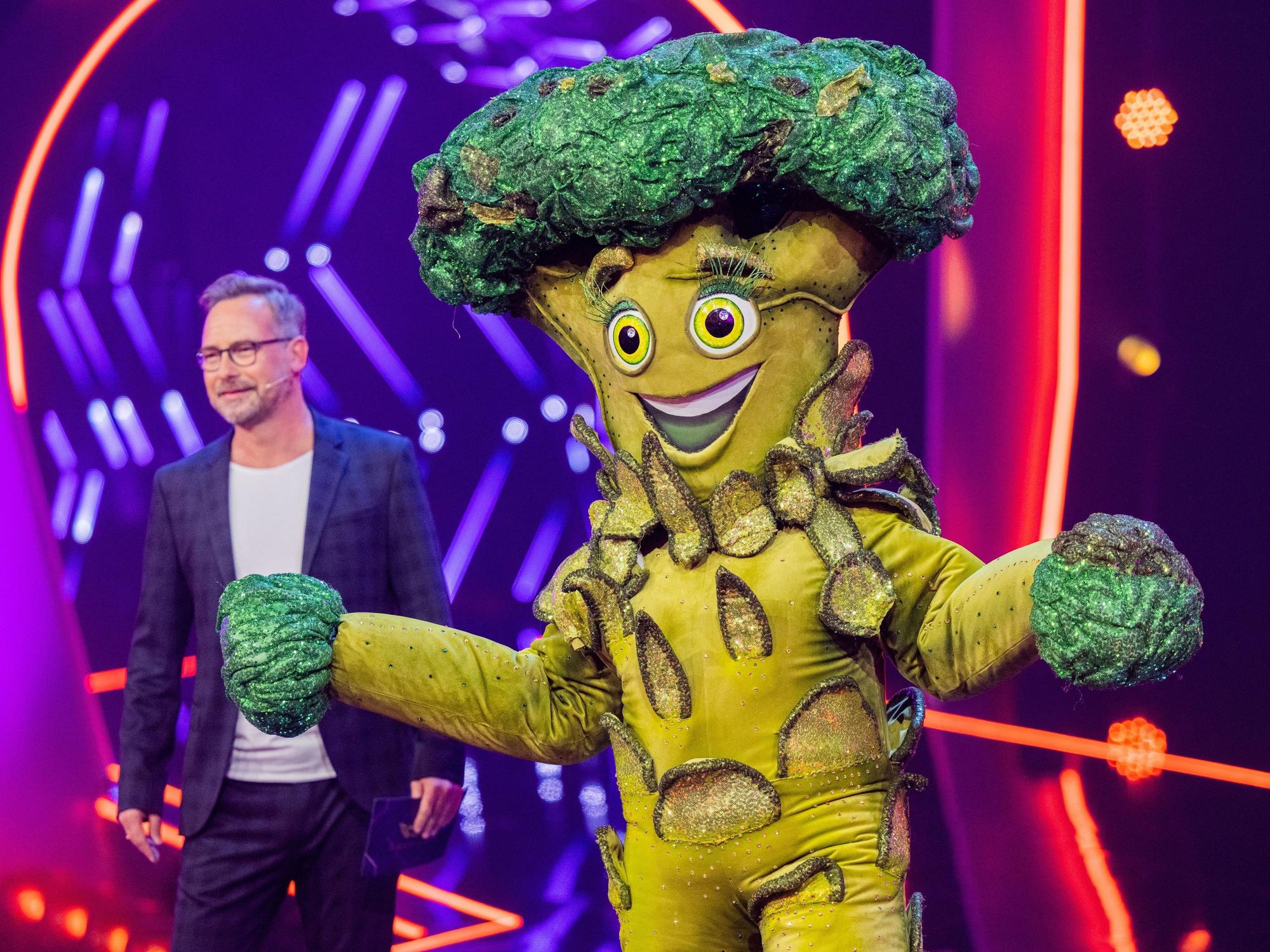 „Der Brokkoli“ hier auf der „The Masked Singer“-Bühne.