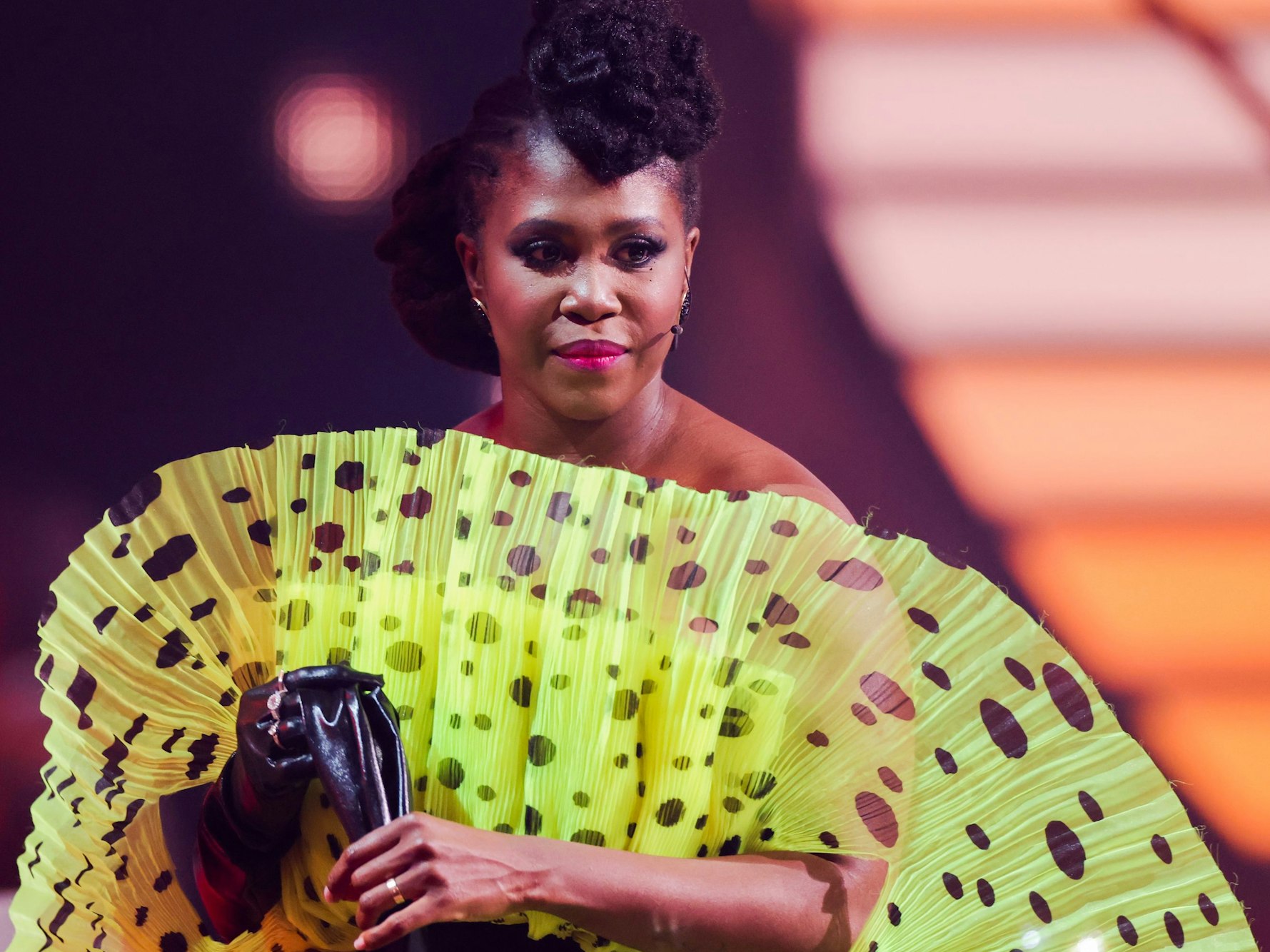 Motsi Mabuse, Jurymitglied, steht in der RTL-Tanzshow «Let's Dance» im Coloneum. +++ dpa-Bildfunk +++