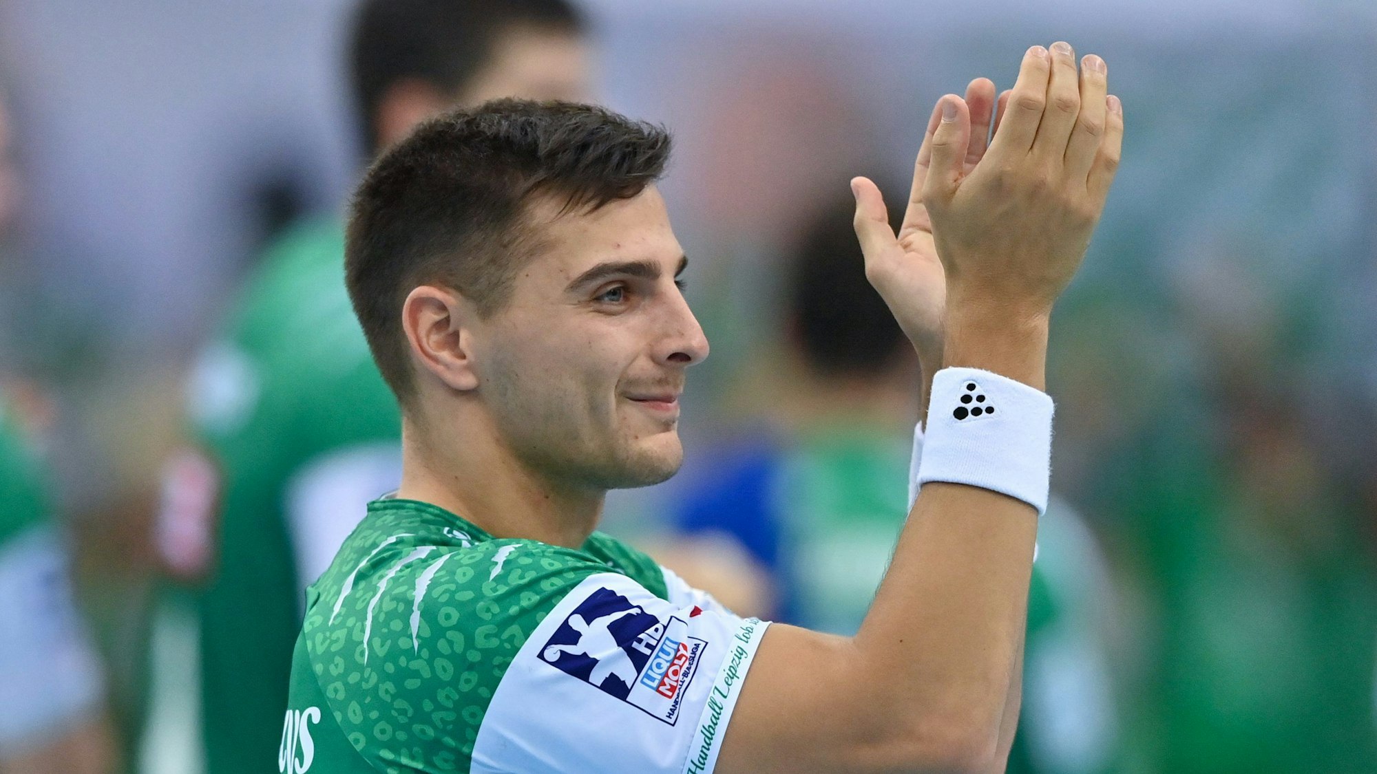 Leipzigs Handballer Lucas Krzikalla auf dem Feld.