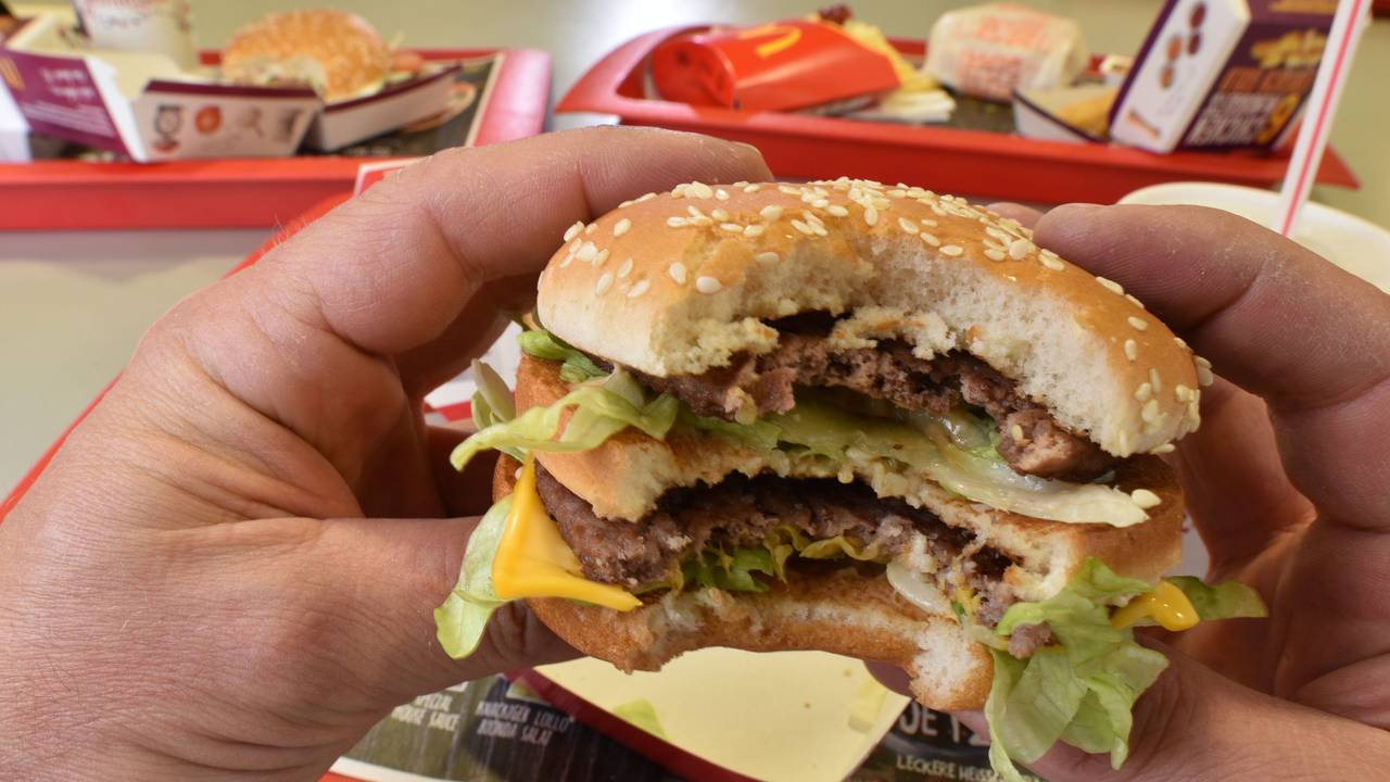 Ein abgebissener Big Mac von McDonald's