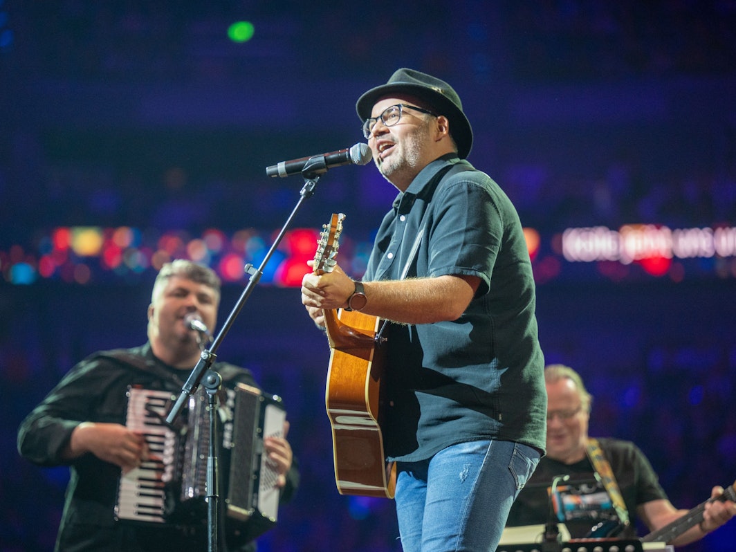 Björn Heuser bei Kölle singt in der Lanxessarena.