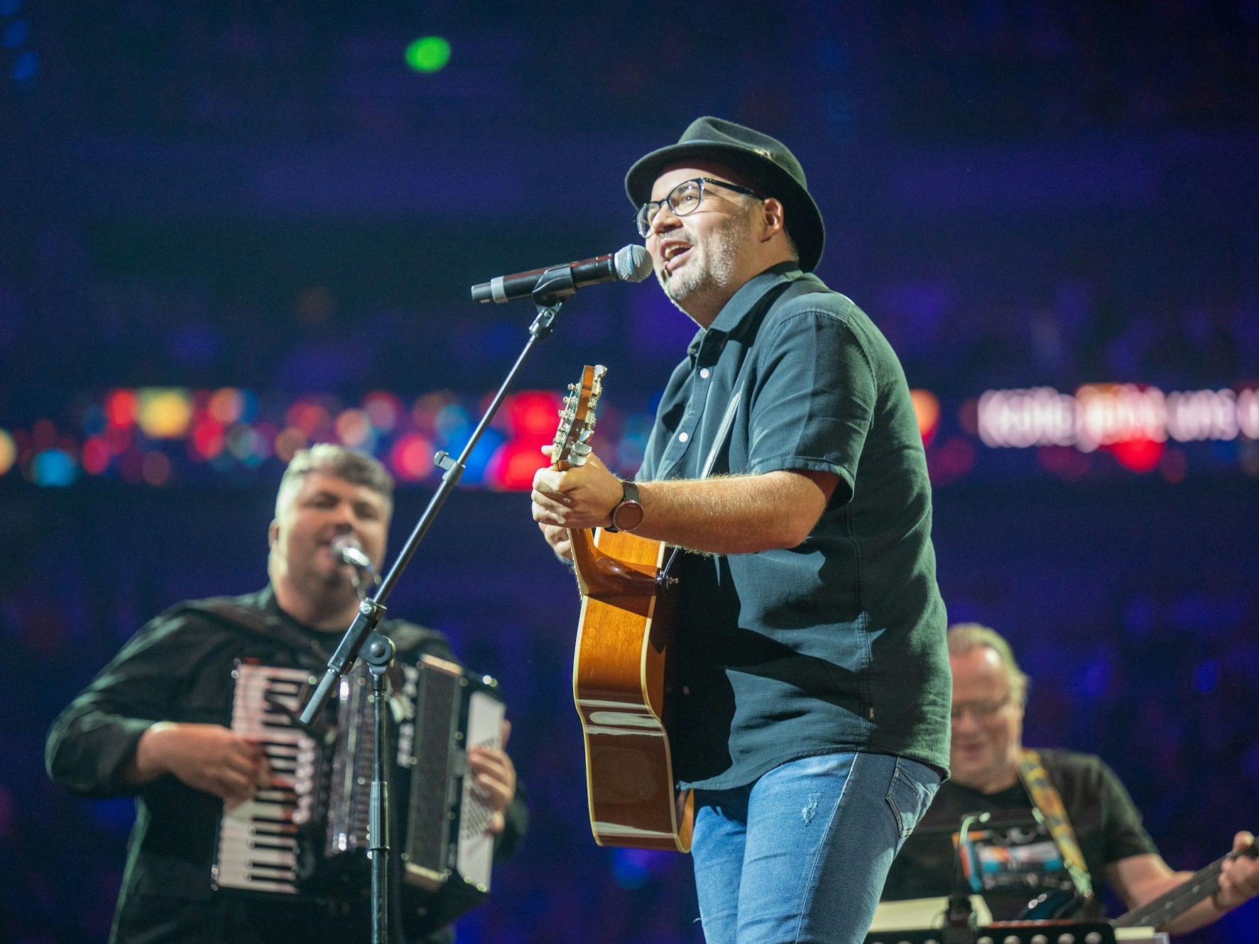 Björn Heuser bei Kölle singt in der Lanxessarena.
