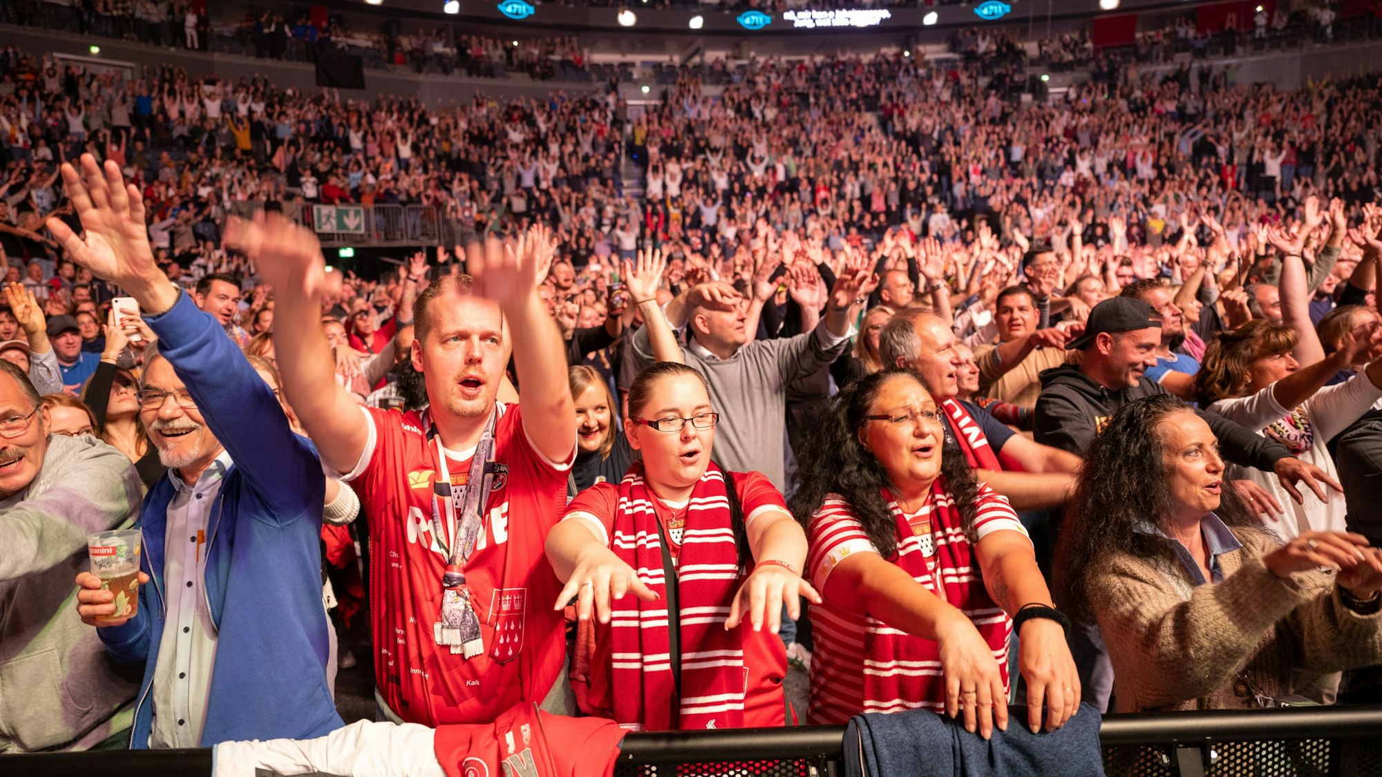Kölle singt in der Lanxessarena.