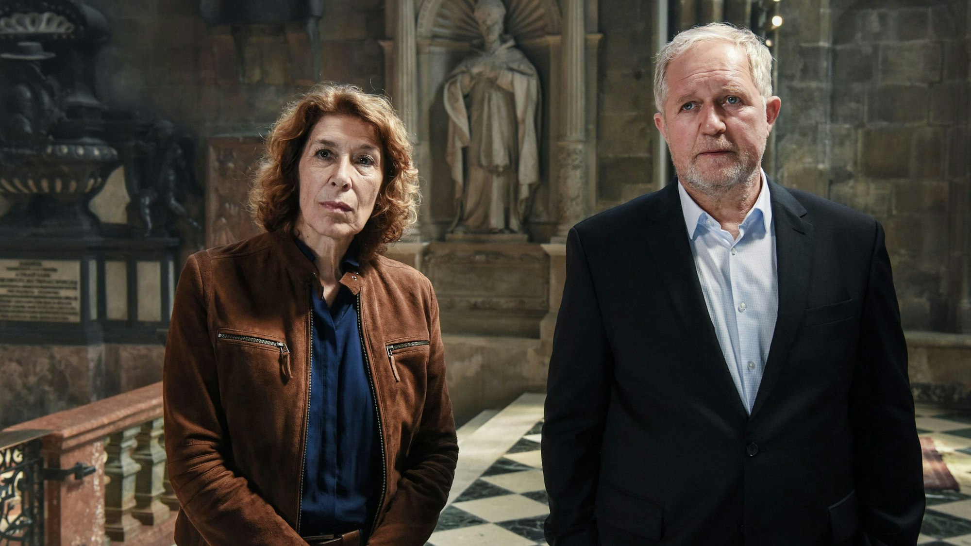Kommissarin Bibi Fellner (Adele Neuhauser) und ihr Kollege Moritz Eisner (Harald Krassnitzer) in einer Szene aus „Tatort: Das Tor zur Hölle“