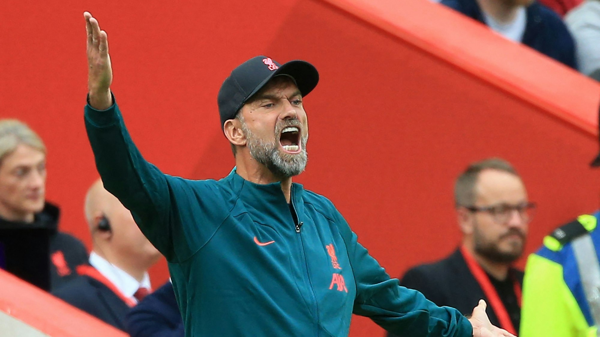 Jürgen Klopp am Spielfeldrand.