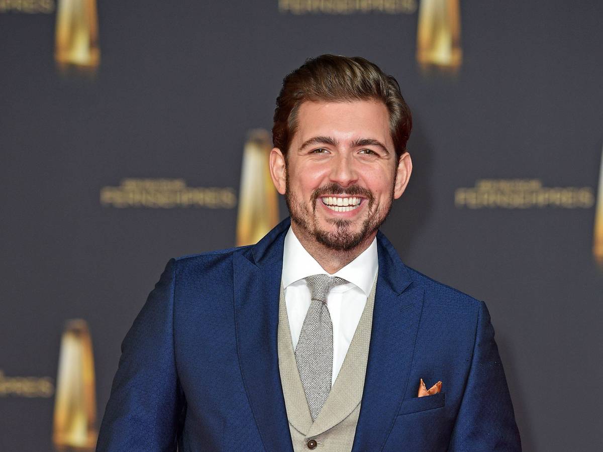 Christian Wackert
auf dem roten Teppich bei der Verleihung des „Deutschen Fernsehpreis“ in Köln.