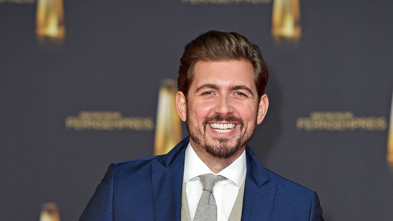 Christian Wackert
auf dem roten Teppich bei der Verleihung des „Deutschen Fernsehpreis“ in Köln.