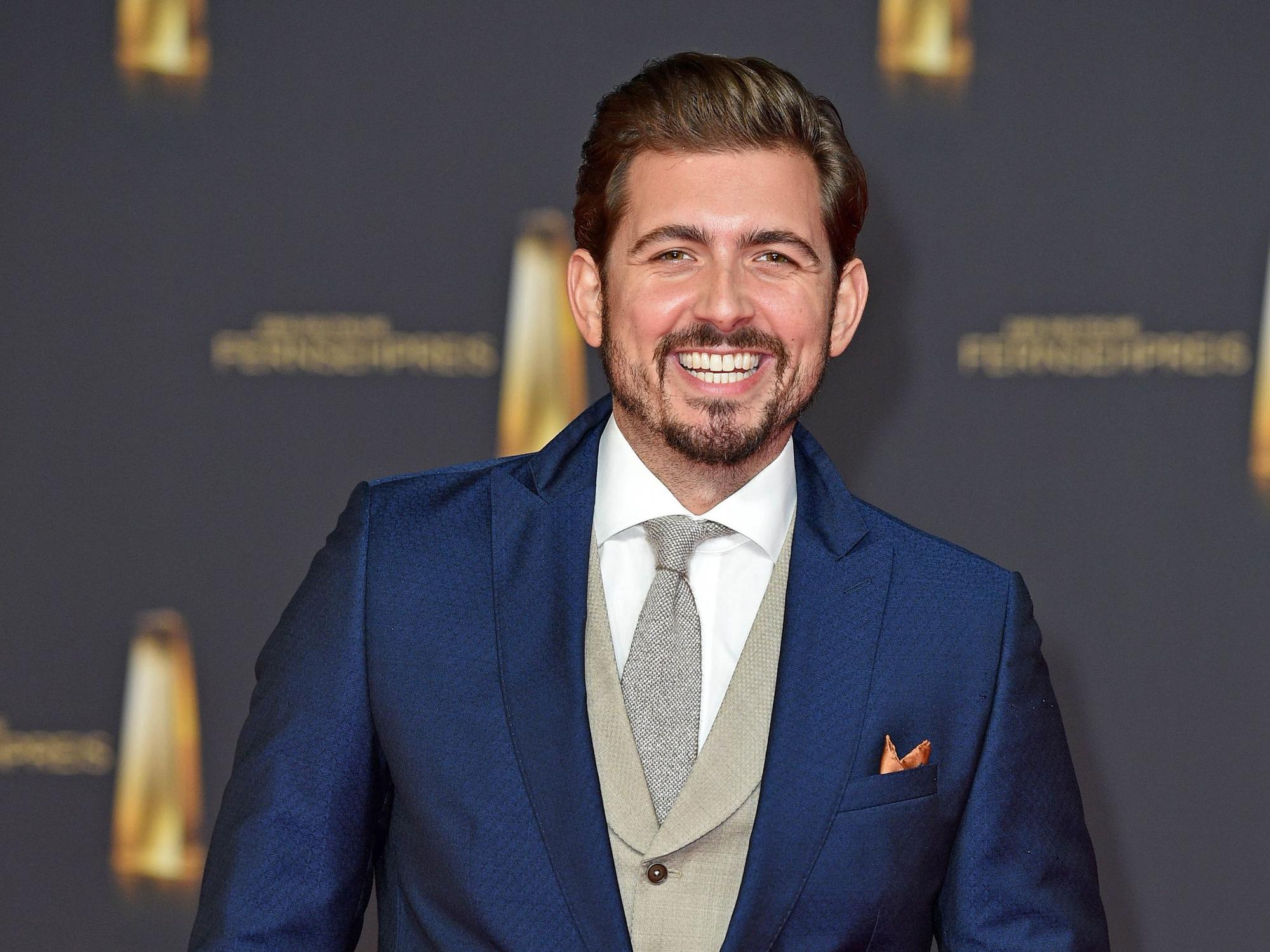 Christian Wackert
auf dem roten Teppich bei der Verleihung des „Deutschen Fernsehpreis“ in Köln.
