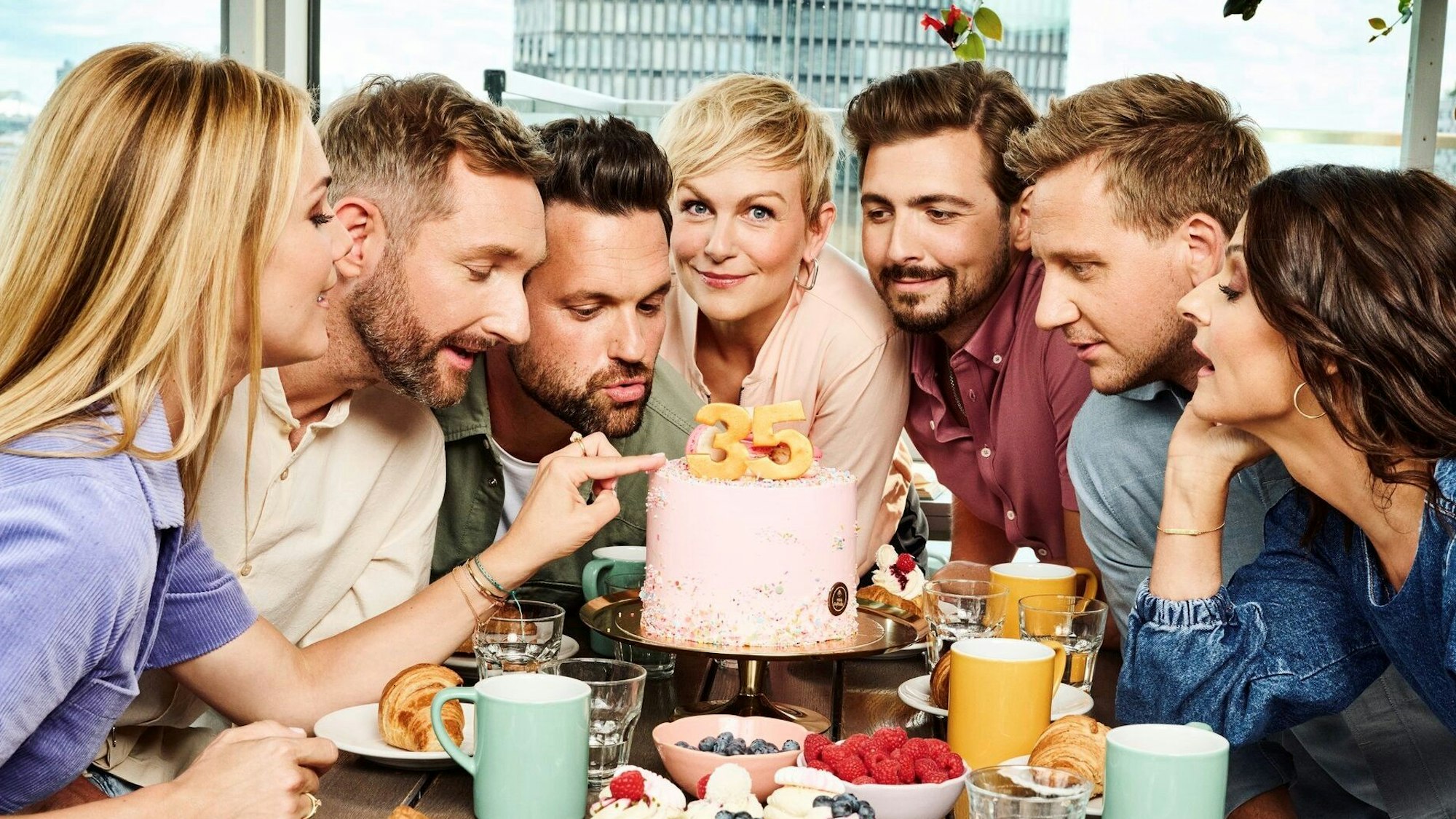 Von links: Alina Merkau, Daniel Boschmann, Matthias Killing, Karen Heinrichs, Chris Wackert, Lukas Haunerland und Marlene Lufen.