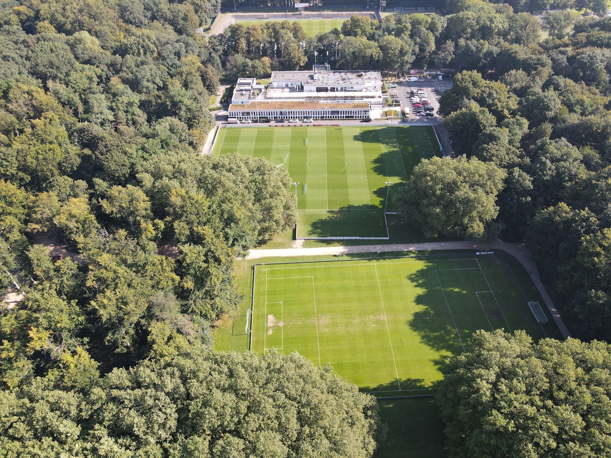 Das Geißbockheim von oben.