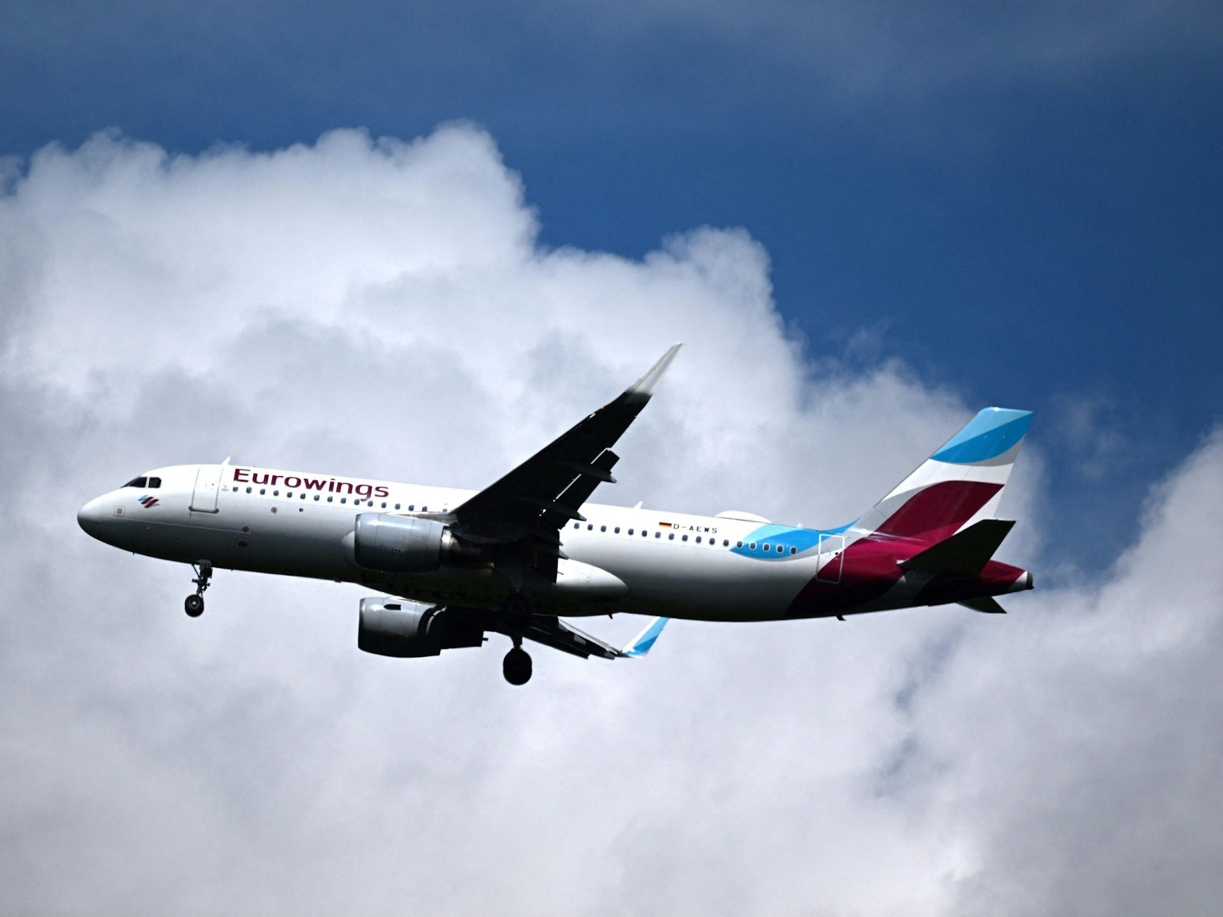 Die Pilotengewerkschaft Vereinigung Cockpit hat für Donnerstag (6. Oktober 2022) zu einem ganztägigen Streik bei Eurowings aufgerufen.