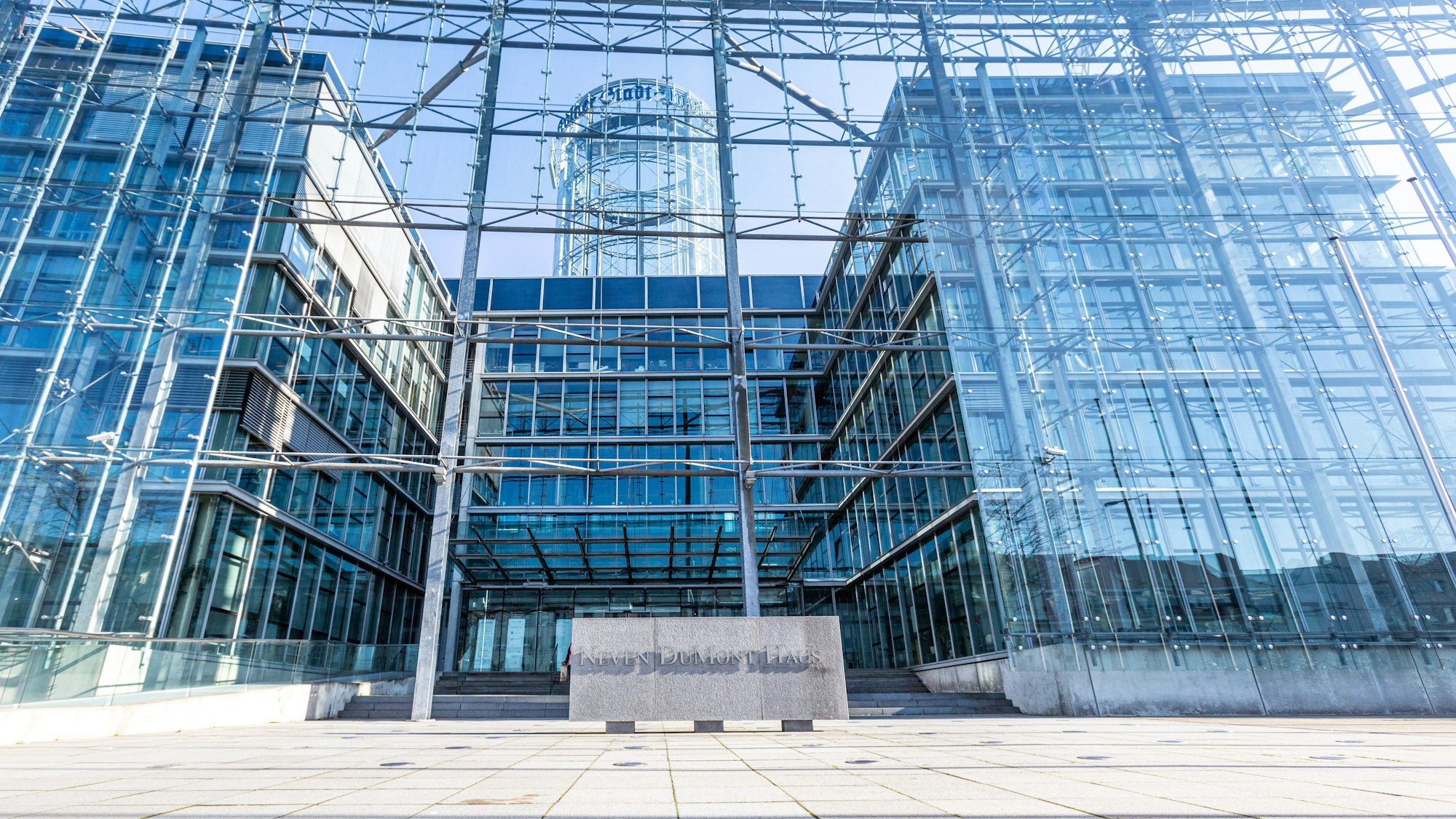 Das Neven DuMont Haus an der Amsterdamer Straße in Köln.