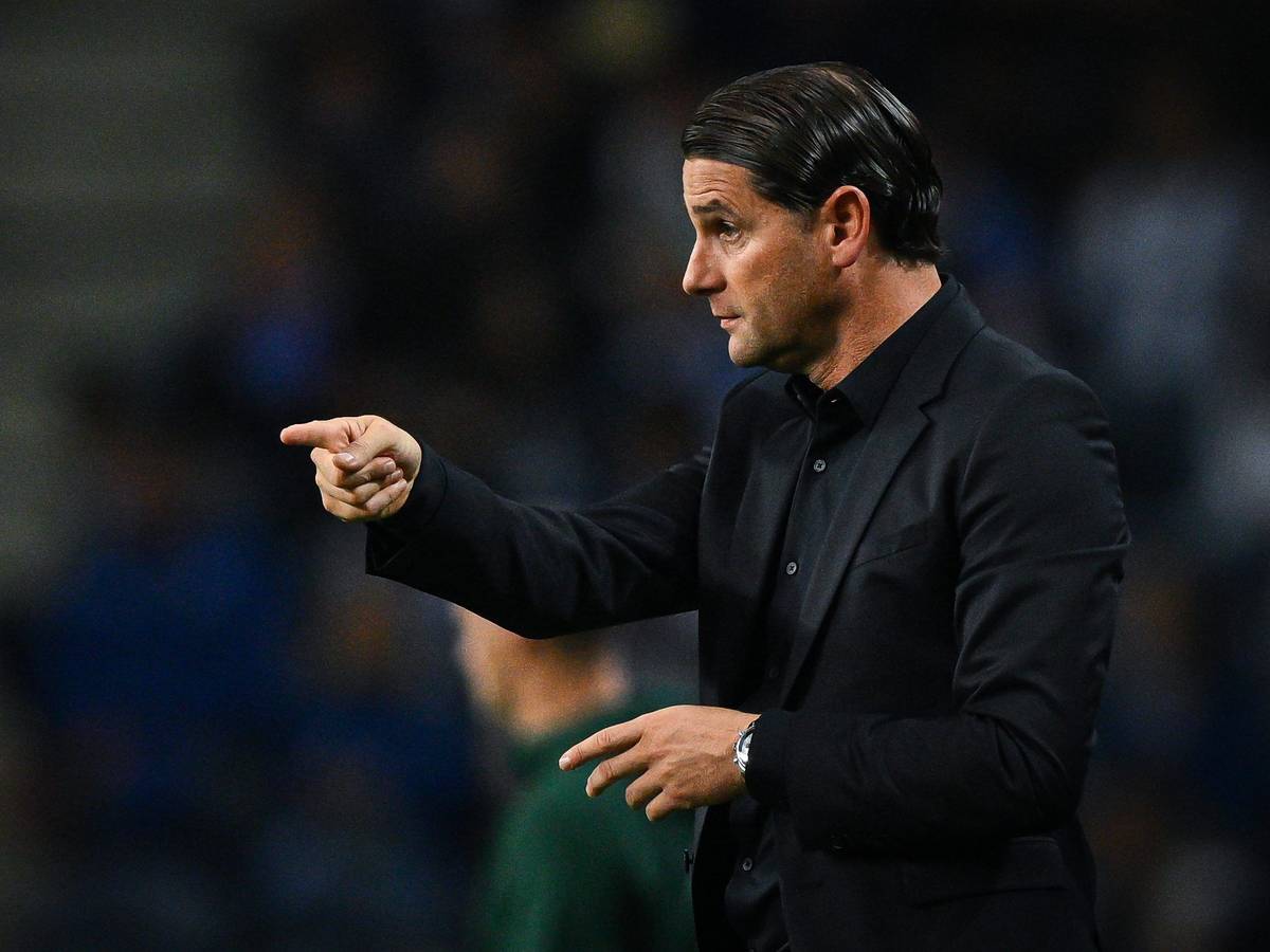 Gerardo Seoane gibt Anweisungen.