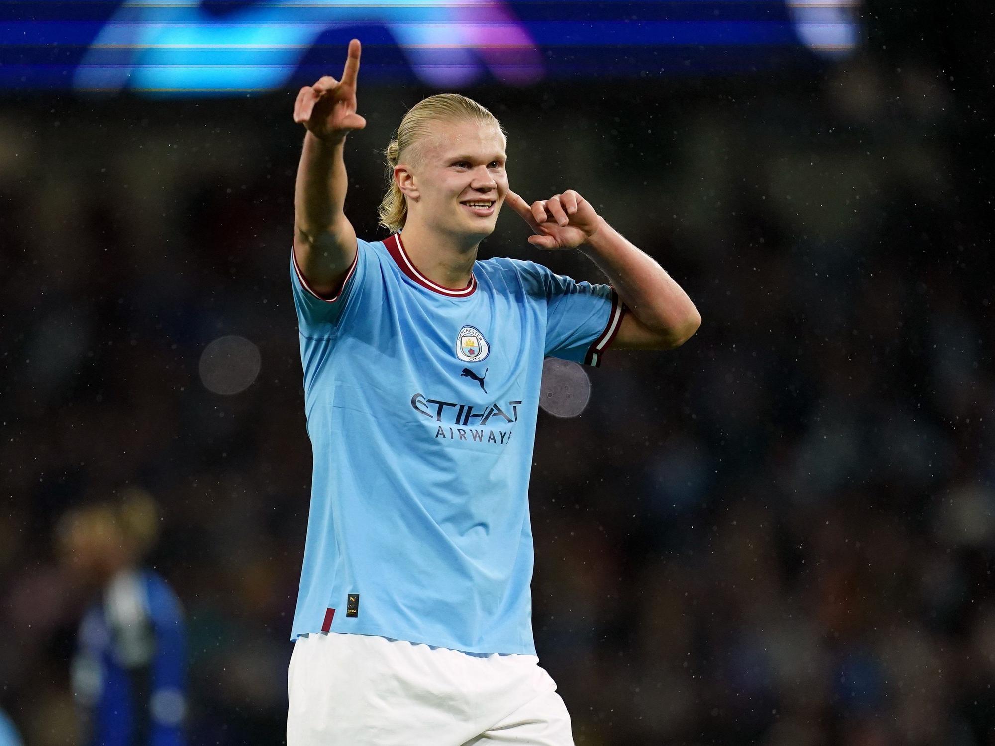Erling Haaland von Manchester City jubelt über sein Tor zum 2:0.