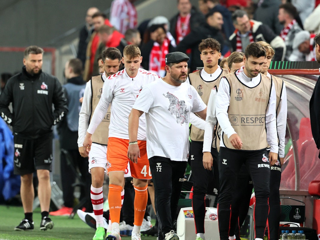 FC-Kapitän Jonas Hector (r.) war einer der Leistungsträger, den Steffen Baumgart am Donnerstag (6. Oktober 2022) gegen Partizan Belgrad zunächst auf der Bank ließ.