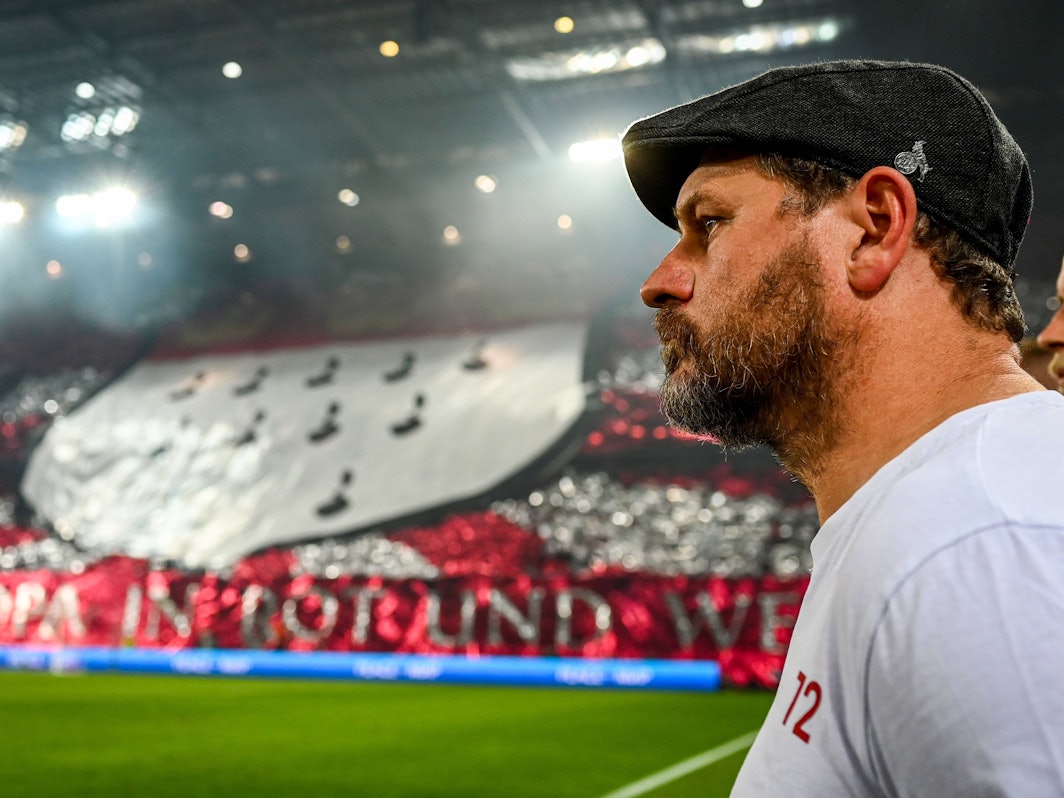 Steffen Baumgart beim Conference-League-Spiel des 1. FC Köln gegen Partizan Belgrad