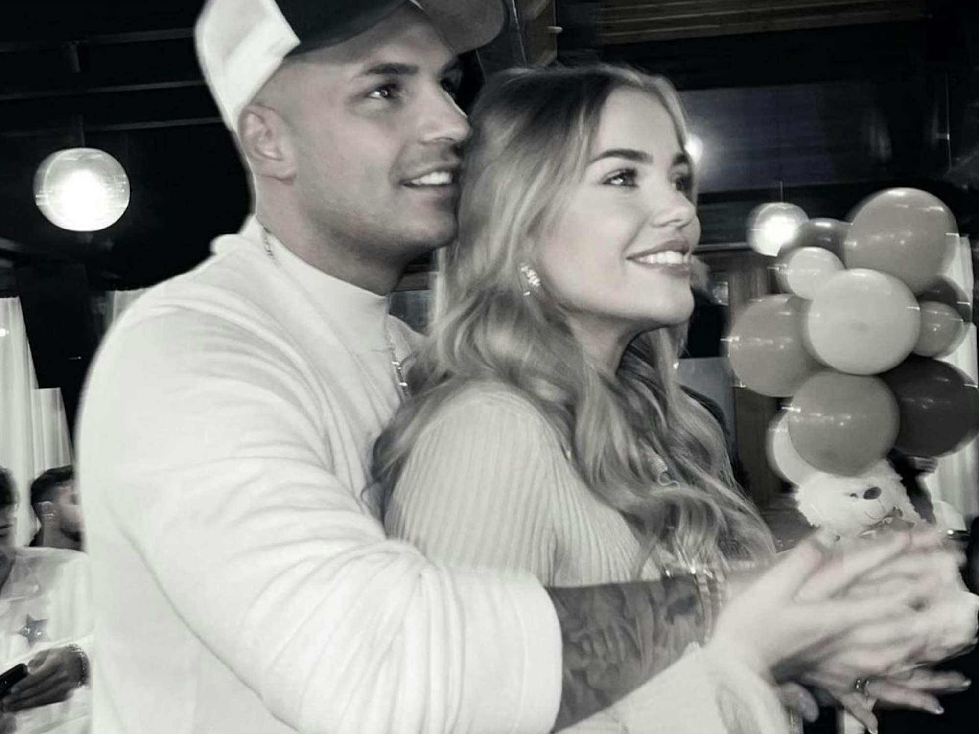 Das Instagram-Foto vom 19. September 2022 zeigt Laura Maria Rypa und Pietro Lombardi bei der Gender Reveal Party.