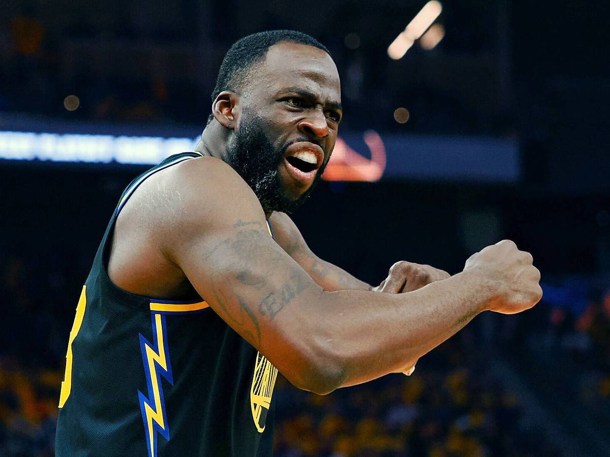 Warriors-Star Draymond Green in kämpferischer Haltung.
